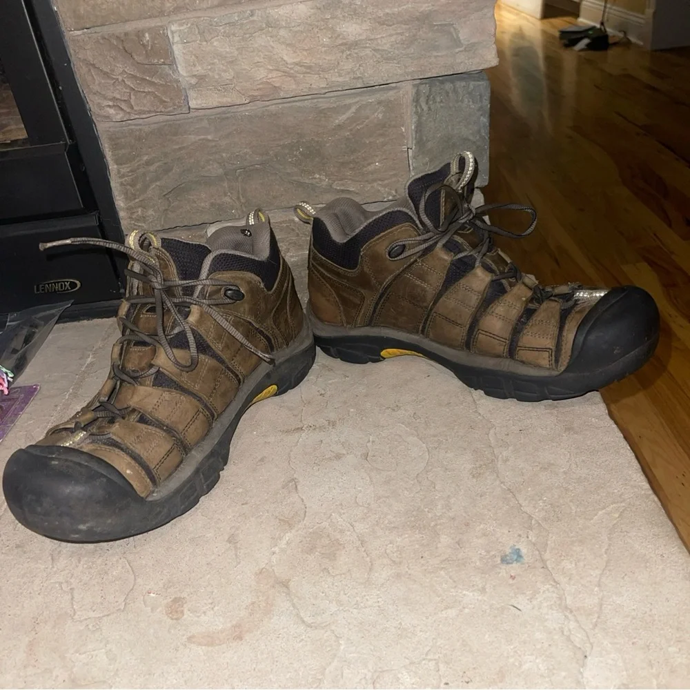 Keen Utility Detroit XT Mid Waterproof Soft-Toe Work Boots Men’s 11 D